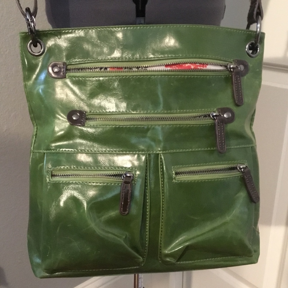 Shiraleah crossbody bag.